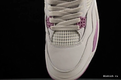 JORDAN  - RETRO 4 0719